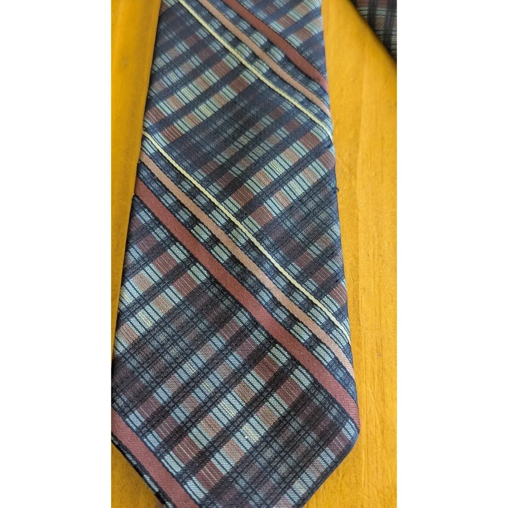 Vintage‎ Sears Perma-Prest Navy Blue Burgundy Plaid Men's Necktie Fashion Coll